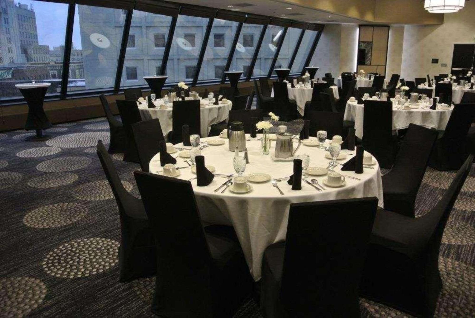 เรดิสัน บลู โฮเทล ฟาร์โก Hotel ภายนอก รูปภาพ