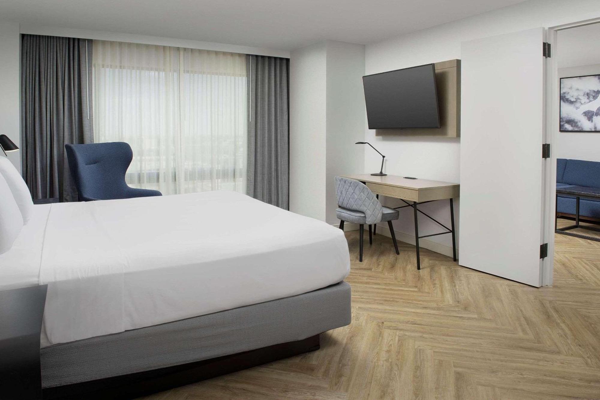 เรดิสัน บลู โฮเทล ฟาร์โก Hotel ภายนอก รูปภาพ