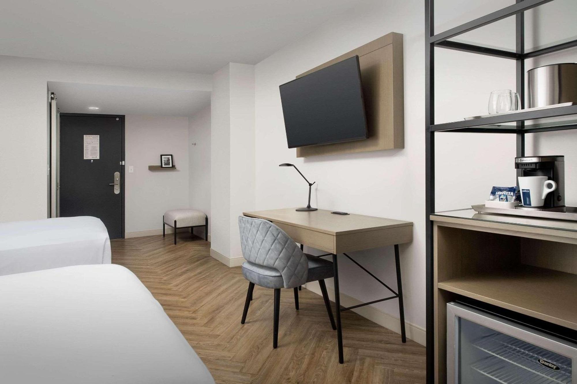 เรดิสัน บลู โฮเทล ฟาร์โก Hotel ภายนอก รูปภาพ